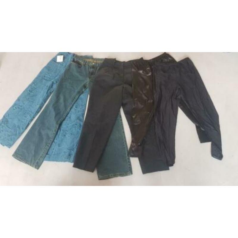 Partij vintage dames broeken en shorts