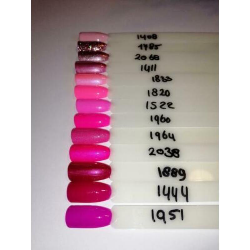 54 kleuren gelpolish 5 euro per stuk