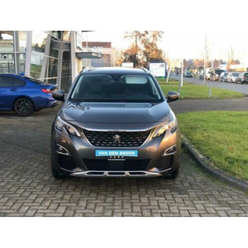 Peugeot 5008 1.6 PureTech Allure EAT8 / 180 pk / ZEER VOL