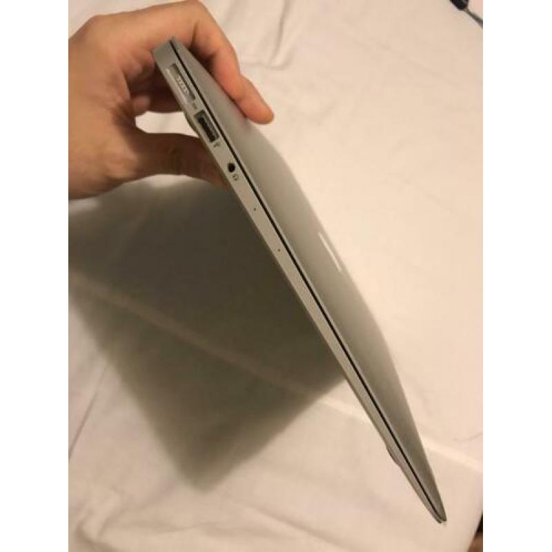 Apple MacBook Air 13” Zo Goed
