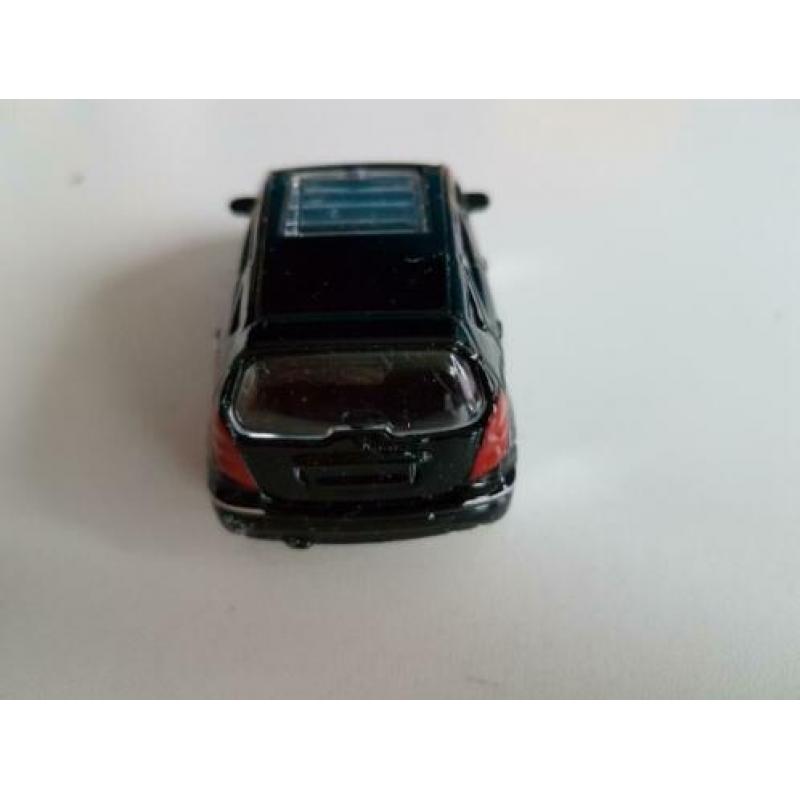 Maisto Mercedes-Benz A-klasse zwart, gebruikt, 1/43