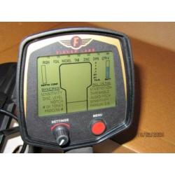 Gloednieuwe Fisher F75 metaaldetector