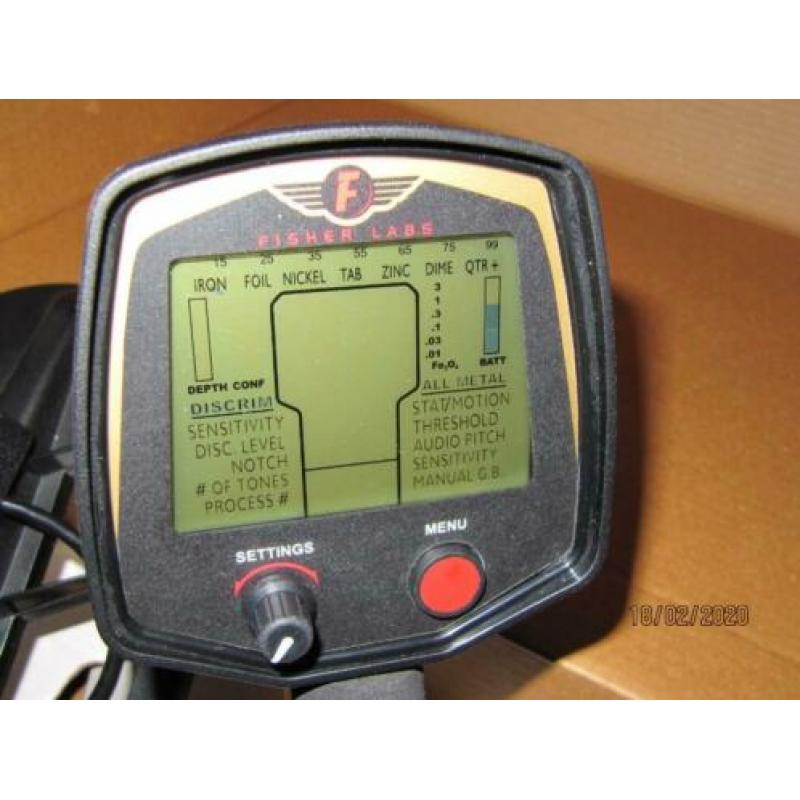 Gloednieuwe Fisher F75 metaaldetector