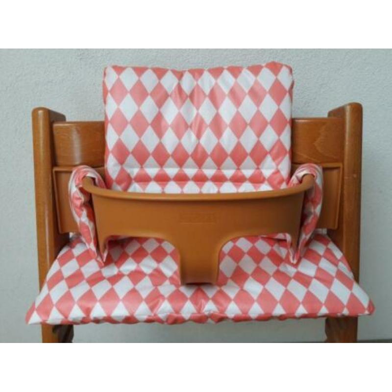 kussen/stoelverkleiner gecoat voor stokke tripp trapp stoel