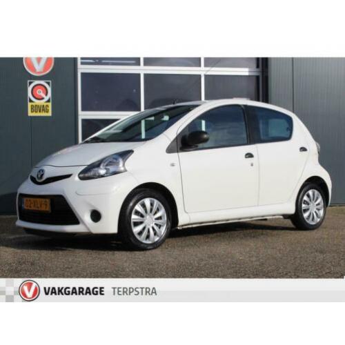 Toyota Aygo 1.0 VVT-i Comfort (68pk) 5-drs/ Navi!/ Airco/ C.