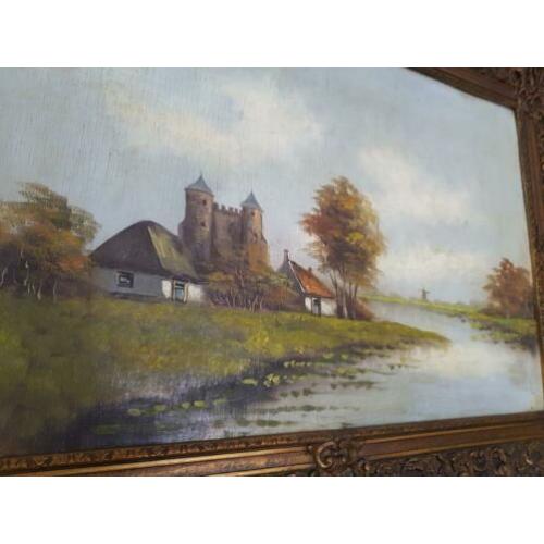 Oud schilderij kasteel huisjes bomen molen op houtpaneel
