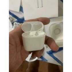 Apple Airpods 2|ZGAN|Nauwelijks gebruikt compleet setje