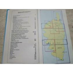 Lannoo reisgids Corsica. 190 blz. Zie andere reisgidsen.