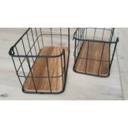 Zwart metalen wandrekjes 30x15x15
