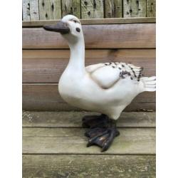 Mooi beeld van een eend-old-look white, polystone-eend