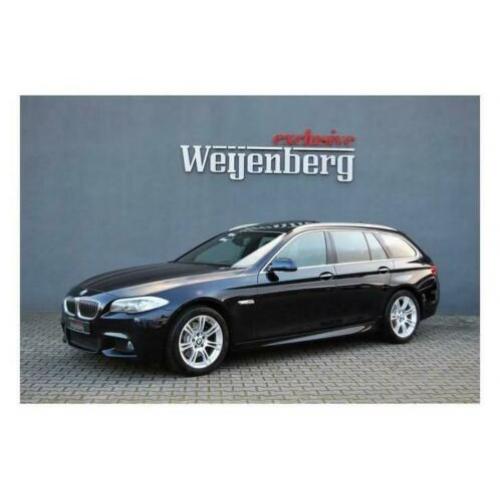 BMW 5-SERIE 528i Touring Executive M-sport Automaat