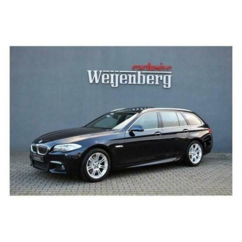 BMW 5-SERIE 528i Touring Executive M-sport Automaat