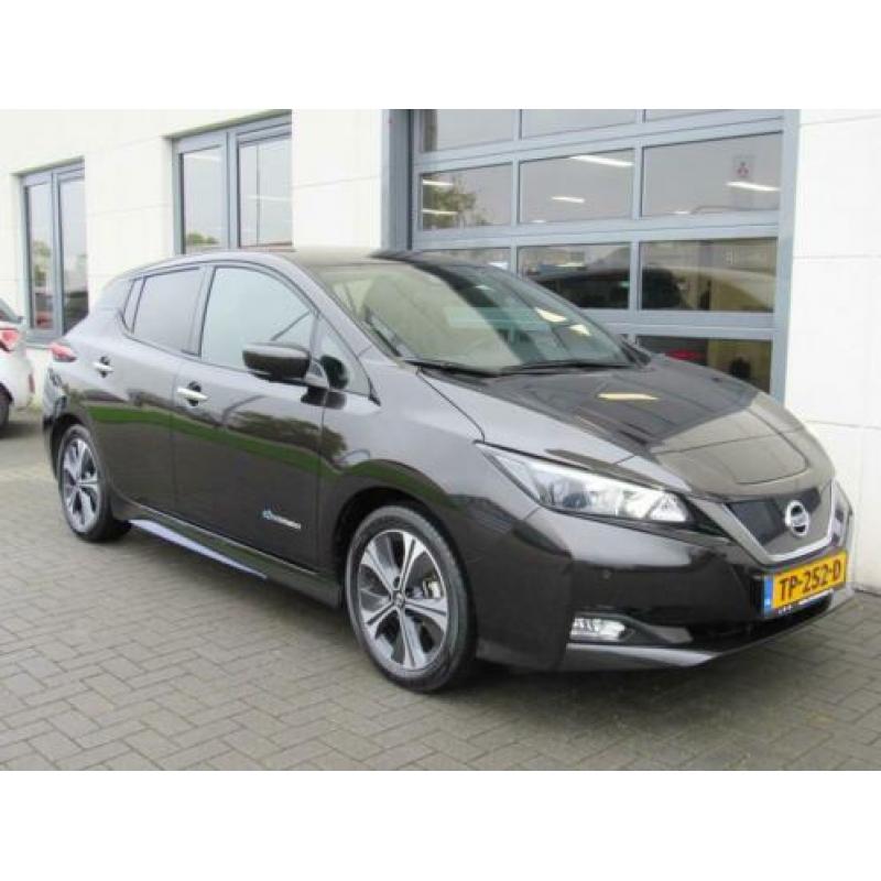 Nissan Leaf N-Connecta 40 kWh Automaat EX. BTW 4% Bijtelling