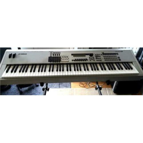 Yamaha MO8 88 Key Music Production Synthesizer Keyboard