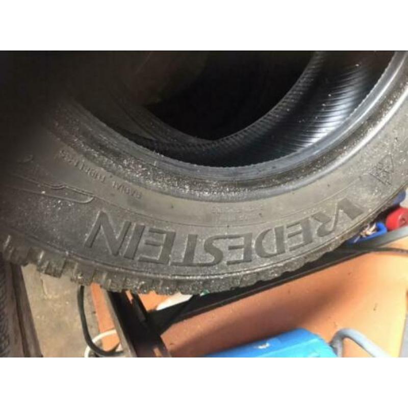 Winterbanden 175/65 r14 vredestein snowtraxk