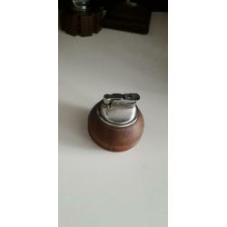Houten tafelaanstekers