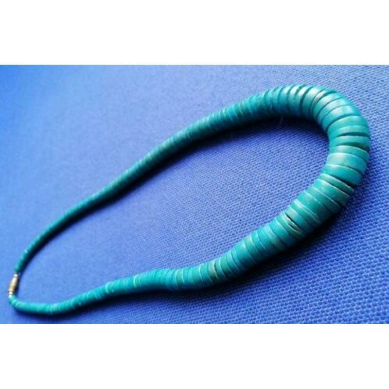 Turquoise Heishi kralen ketting Lengte 49 cm