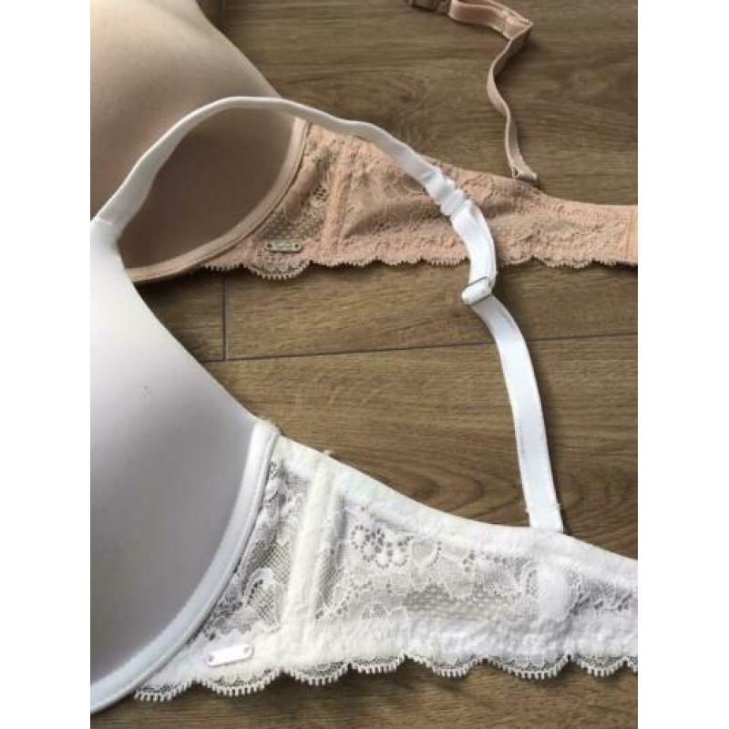 2x push up BH Hunkemöller maat 80c .. wit en beige.. nieuw