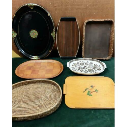 Diverse dienbladen/retro-vintage-brocante/€ 7,50 per stuk