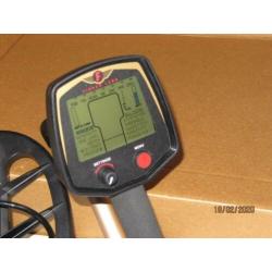 Gloednieuwe Fisher F75 metaaldetector