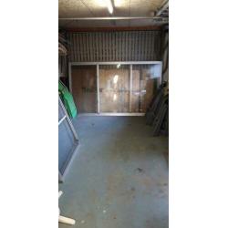 2x aluminium kozijn enkel glas 240x140