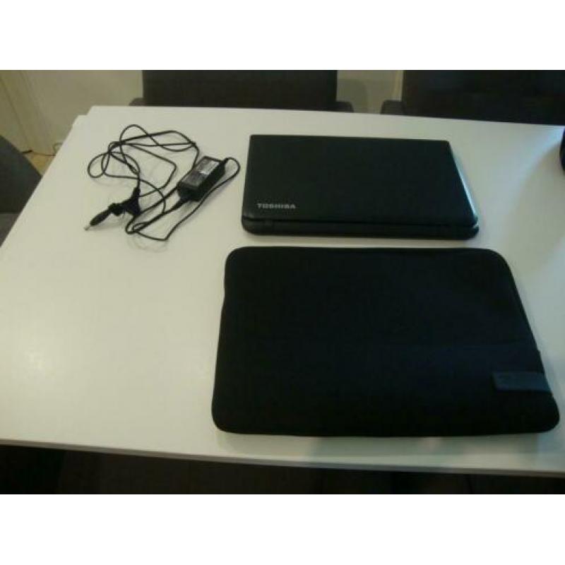 Laptop met hoes