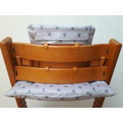 kussen/stoelverkleiner gecoat voor stokke tripp trapp stoel