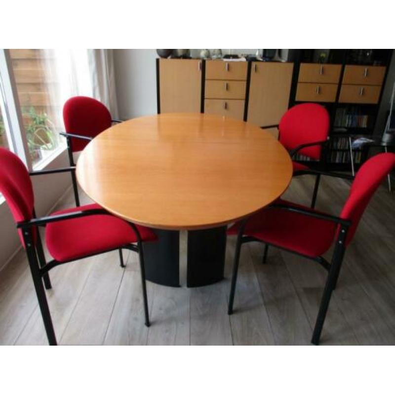 4 st. mooie rode stoeltjes