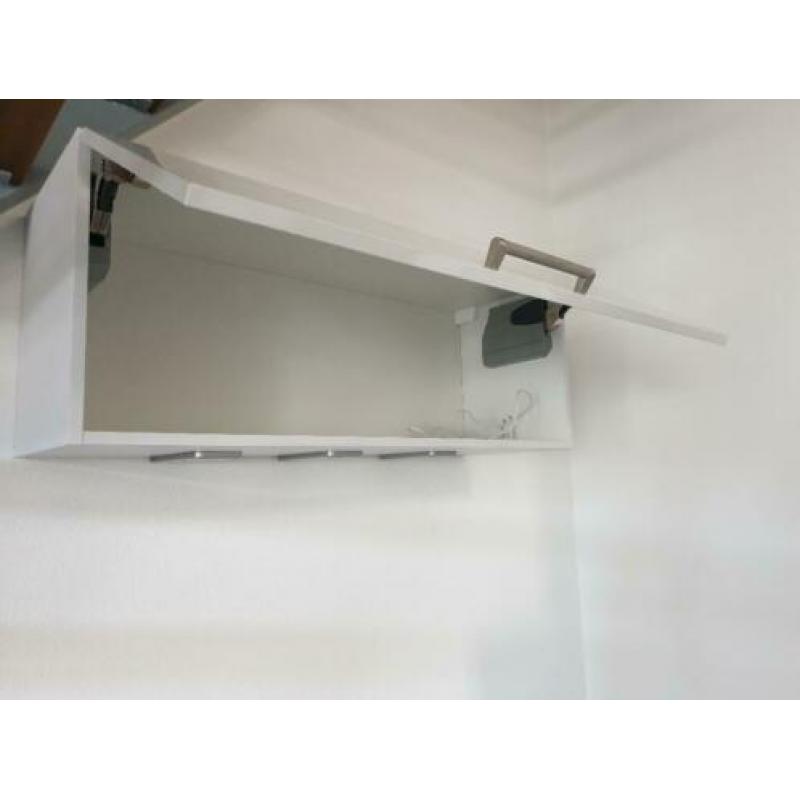 INNOVARE Keukens: HOOGGLANS Showroomkeuken / Compleet !