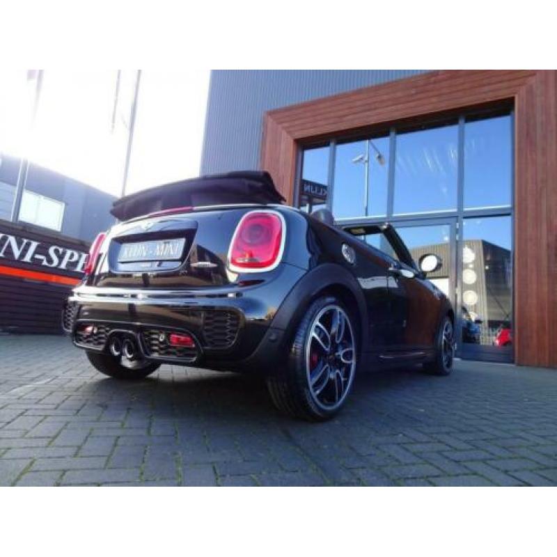 Mini Mini Cabrio 2.0 John Cooper Works F1 aut 231pk/navi/HK/