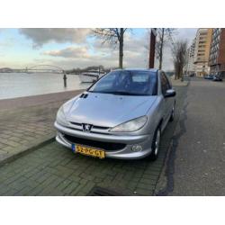 Peugeot 206 1.4 16V XS QUICKSILVER APK AIRCO