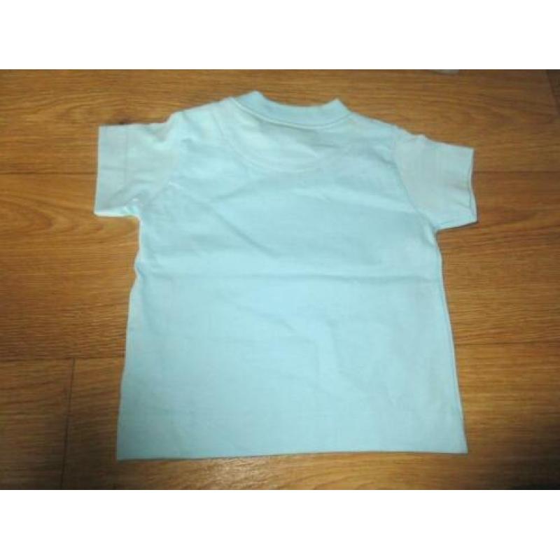 Nieuw ! H&M jongens T-Shirt mt 62 .