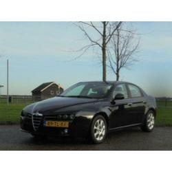 Alfa Romeo 159 2.2 JTS Distinctive * Airco * Nw-Type * Nw-Ap