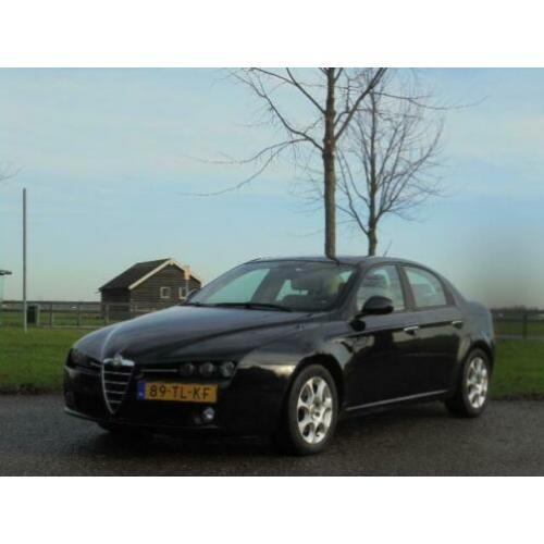 Alfa Romeo 159 2.2 JTS Distinctive * Airco * Nw-Type * Nw-Ap