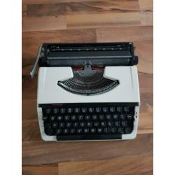 Typmachine Brother Deluxe 220 in koffer