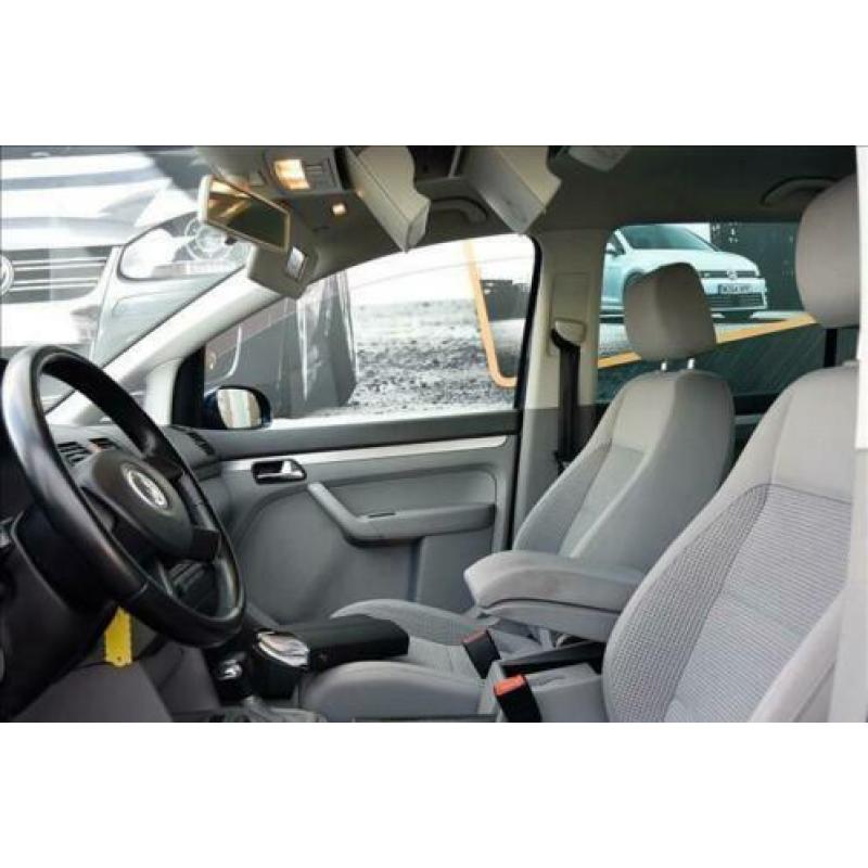 Volkswagen Touran 1.6 FSI aut. Highline AIRCO 5-PERS lm