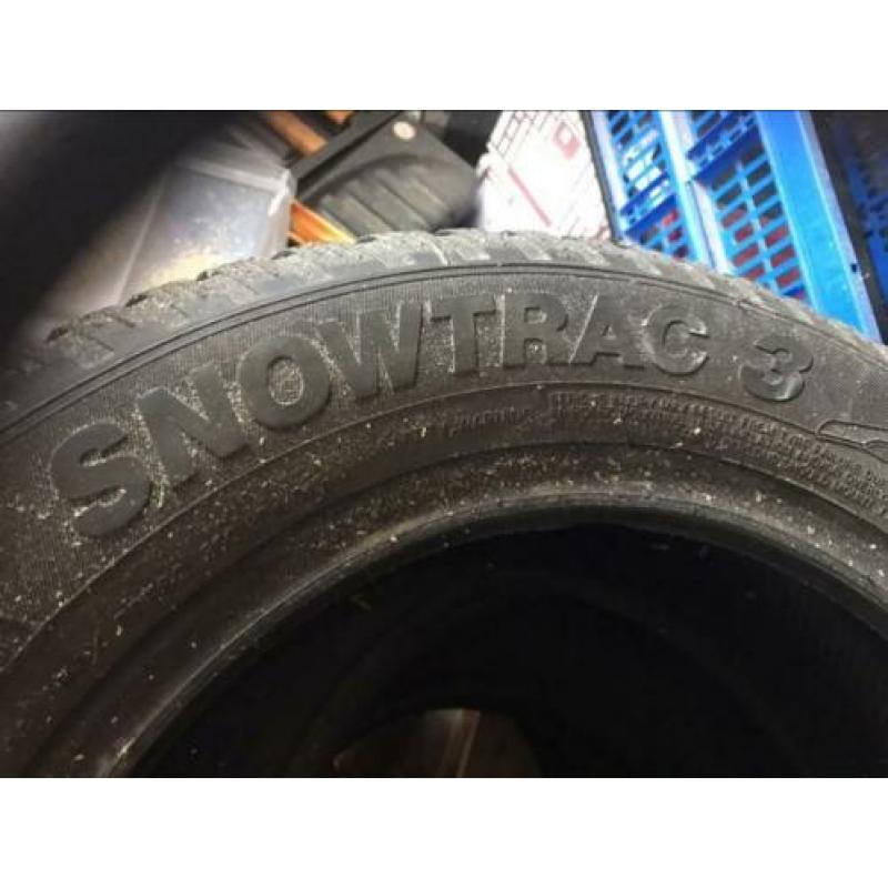 Winterbanden 175/65 r14 vredestein snowtraxk