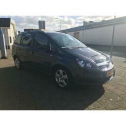 Opel Zafira 1.9 CDTi Executive automaat 7persoons elekpakket