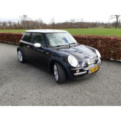 Mini Mini 1.6 16V Cooper Pepper 2001 Zwart