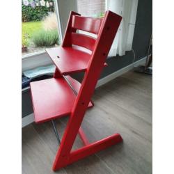 Rode Stokke Tripp Trapp te koop (echt nieuwstaat)
