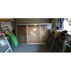 2x aluminium kozijn enkel glas 240x140