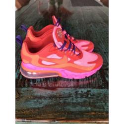 Nike air Max 270 react, maat 41 (bright pink)