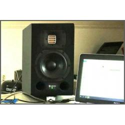 HEDD Type 05 - Nearfield Studio Monitor