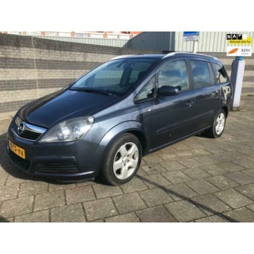 Opel Zafira 1.9 CDTi Executive automaat 7persoons elekpakket