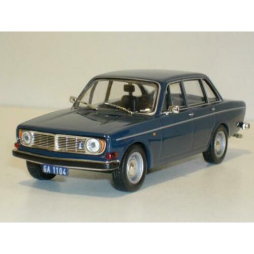 Volvo 144 donkerblauw 1971 . Ixo . Models schaal 1:43 .