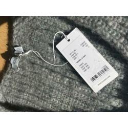 NIEUW! Chucky V-neck Royal Baby Alpaca knit CLOSED L Grey