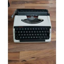 Typmachine Brother Deluxe 220 in koffer
