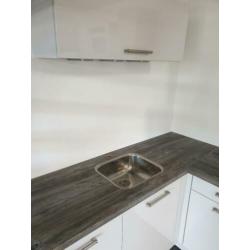 INNOVARE Keukens: HOOGGLANS Showroomkeuken / Compleet !