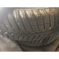 Winterbanden 175/65 r14 vredestein snowtraxk
