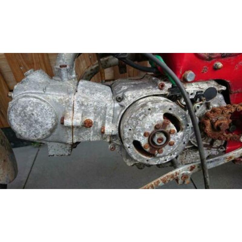 Honda SS50 in onderdelen te koop